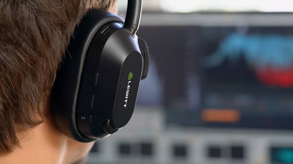 Mixing on closed-back headphones