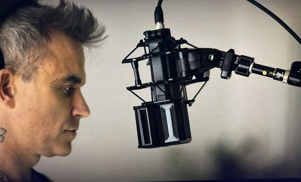 Robbie Williams LEWITT