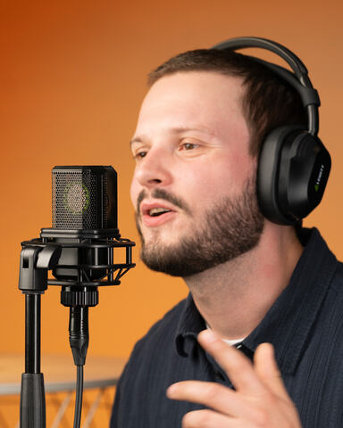 LCT 440 PURE vocals