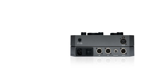 Two XLR outputs for full flexibility in post production