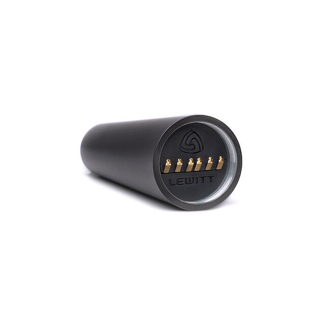 Handle | LEWITT