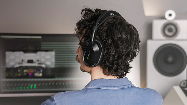 LW6 headphones