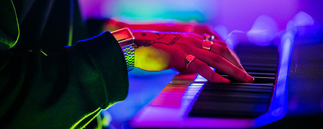 Clash playing Keyboard at Metropolis studio