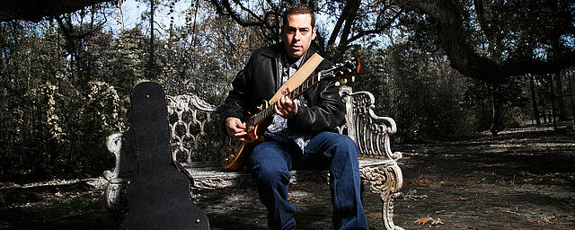 Albert Castiglia [Photo © Austin Brt]