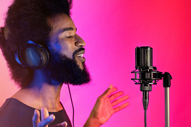 The top 12 best microphones for voice-over